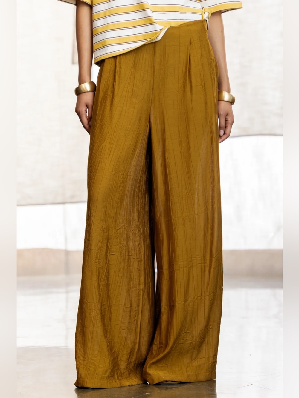 Sincerely Jules Wide-Leg Palazzo Pants in Mustard Sz S